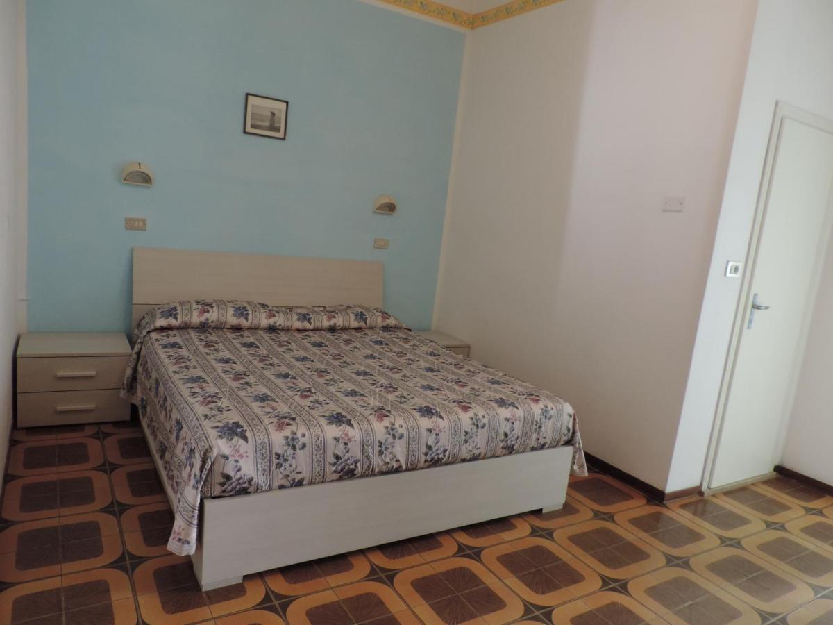 Hotel Liliana Rimini Extérieur photo