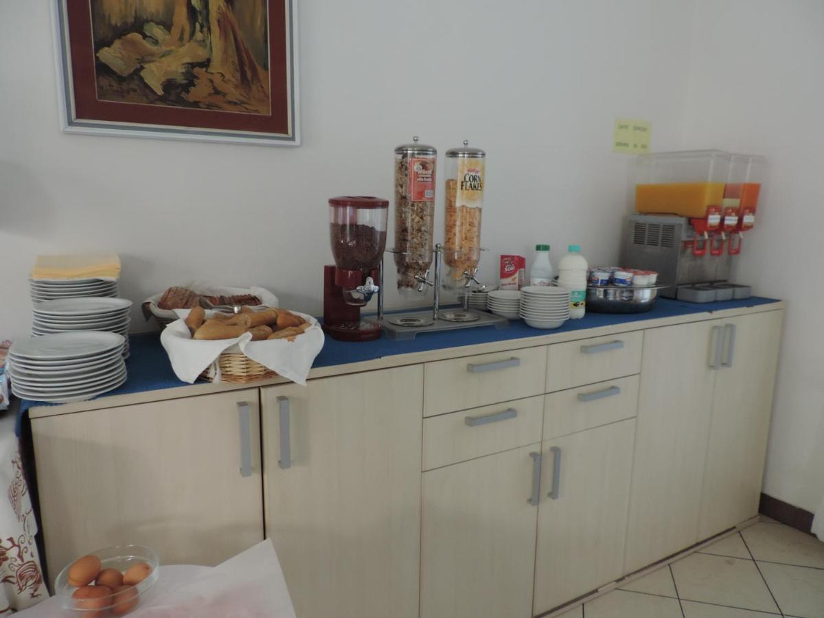Hotel Liliana Rimini Extérieur photo